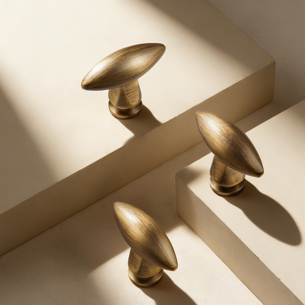Dooroom Solid Brass Furniture  - Woodworking Inspiration 리뷰 및 가격